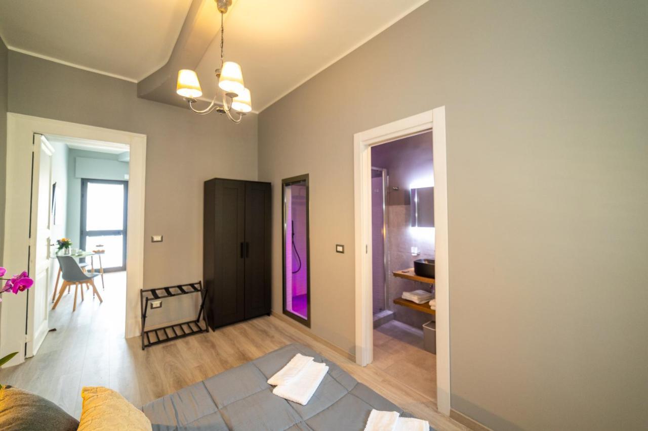 Апартаменты Loft85 - Self Check-In Centro! Мессина Экстерьер фото